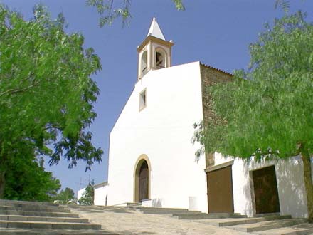 Typisch ibizenkischen Kirche